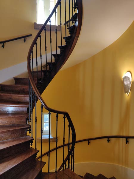 Escalier colimaçon — Lyon Country House